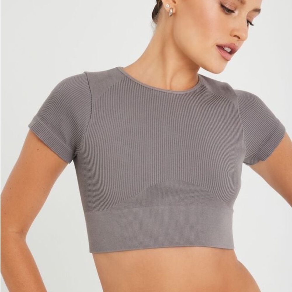Garage Sporty Seamless Tee, Small
